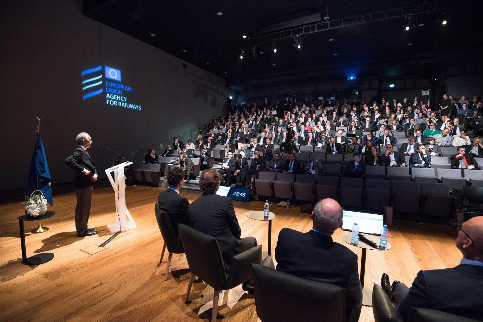 1 Esplanade Des Rives Créatives De L escaut 59410 Anzin Valenciennes Convention Centre | GL events Venues