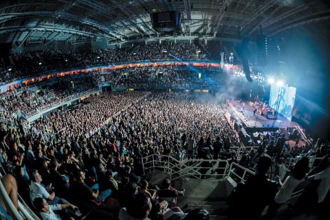 Jeunesse Arena