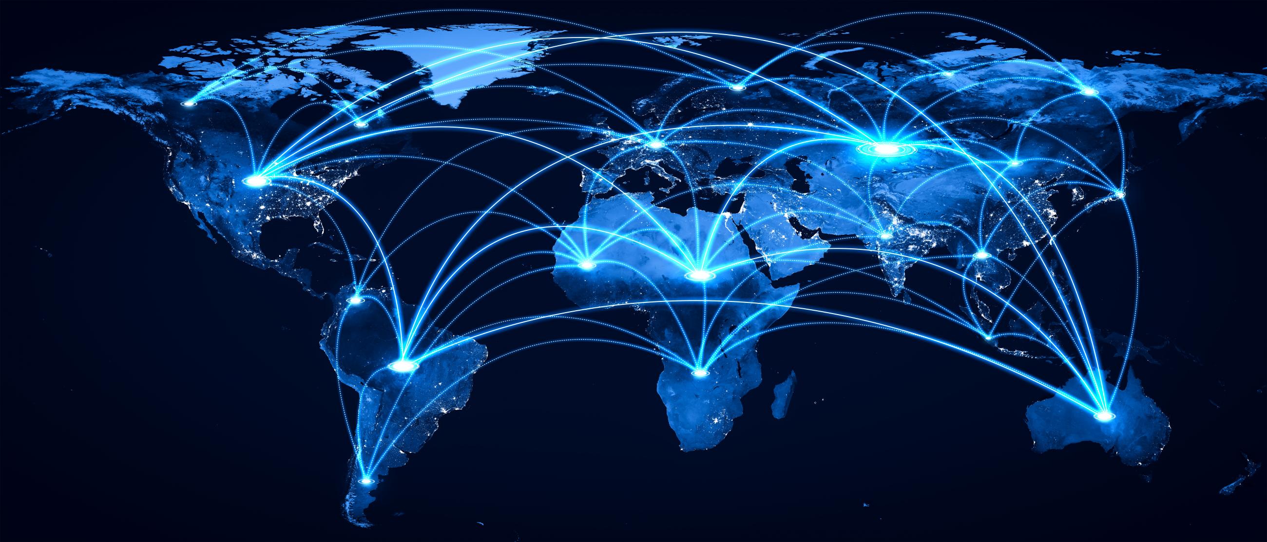 Un terrain de jeu international